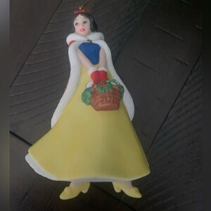 Snow White ornament Disney collectible